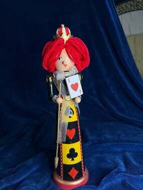 December Home 14 Inch Queen of Hearts Wooden Nutcracker